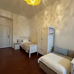 Zizkov Nest Spacious 2br Apartamento