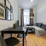 Zizkov Nest Spacious 2br *