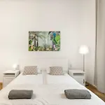 Zizkov Nest Spacious 2br