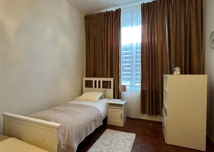 Zizkov Nest Spacious 2br
