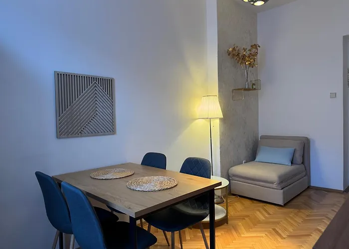 شقة Zizkov Nest Spacious 2br