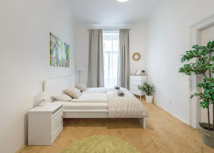شقة Zizkov Nest Spacious 2br براغ